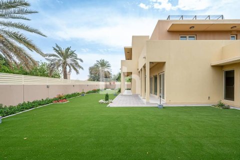 Villa à Arabian Ranches, Dubai, 5 chambres, 790 m², № 22006 - photo 3