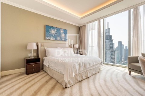 Apartamento en The Address Residence Fountain Views, Downtown Dubai (Downtown Burj Dubai), Dubai, 3 dormitorios, 202.71 m², № 128147 - foto 10