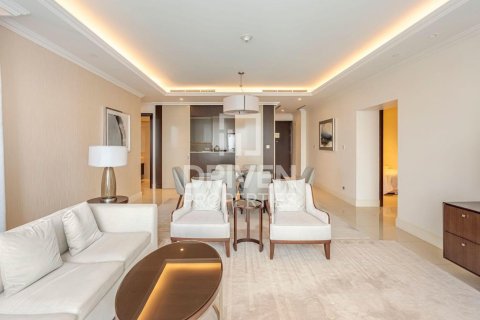 Apartamento en The Address Residence Fountain Views, Downtown Dubai (Downtown Burj Dubai), Dubai, 3 dormitorios, 202.71 m², № 128147 - foto 6