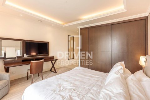 Apartamento en The Address Residence Fountain Views, Downtown Dubai (Downtown Burj Dubai), Dubai, 3 dormitorios, 202.71 m², № 128147 - foto 13