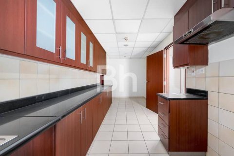 Купить квартиру в Джумейра Бич Резиденс, Дубай: 3 спальни, 185м², № 25038 - фото 9