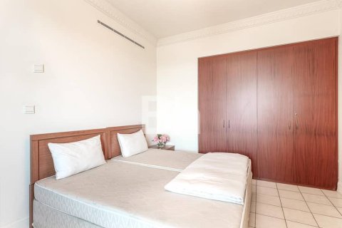 Apartment in Dubai Marina, Dubai 4 bedrooms, 270 sq.m. № 25039 - photo 8