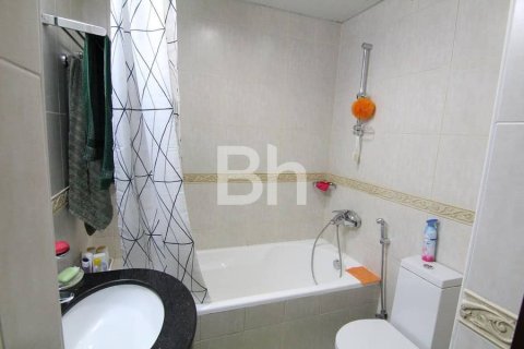 Снять в аренду квартиру в Дубай Марине, Дубай: 2 спальни, 124м², № 25035 - фото 2
