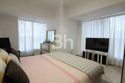 Снять в аренду квартиру в Дубай Марине, Дубай: 2 спальни, 124м², № 25035 - фото 9