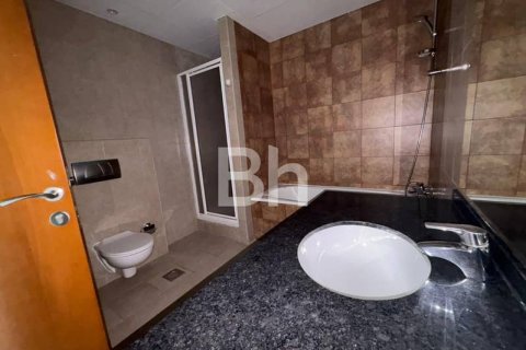 Apartment in Dubai Marina, Dubai 2 bedrooms, 164 sq.m. № 25036 - photo 6