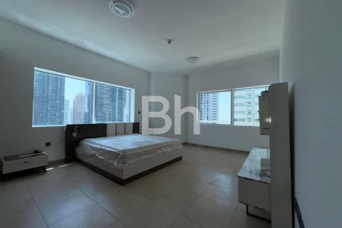 Apartment in Dubai Marina, Dubai 2 bedrooms, 164 sq.m. № 25036 - photo 17