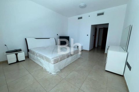Apartment in Dubai Marina, Dubai 2 bedrooms, 164 sq.m. № 25036 - photo 14
