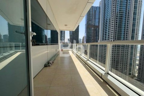 Apartment in Dubai Marina, Dubai 2 bedrooms, 164 sq.m. № 25036 - photo 8