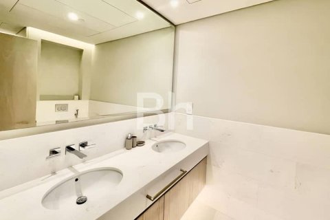 Apartment in Palm Jumeirah, Dubai 47 sq.m. № 25041 - photo 9