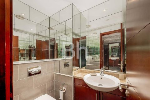 Apartment in Downtown Dubai (Downtown Burj Dubai), Dubai 1 bedroom, 87 sq.m. № 21114 - photo 17