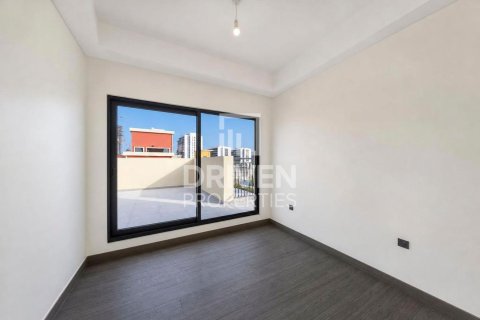 Townhouse in Damac Lagoons, Dubai 5 bedrooms, 219.62 sq.m. № 140743 - photo 11