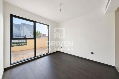 Townhouse in Damac Lagoons, Dubai 5 bedrooms, 219.62 sq.m. № 140743 - photo 13