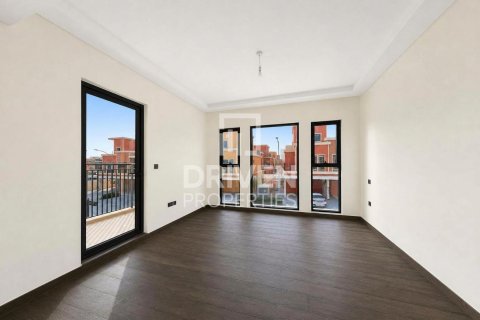 Townhouse in Damac Lagoons, Dubai 5 bedrooms, 219.62 sq.m. № 140743 - photo 18