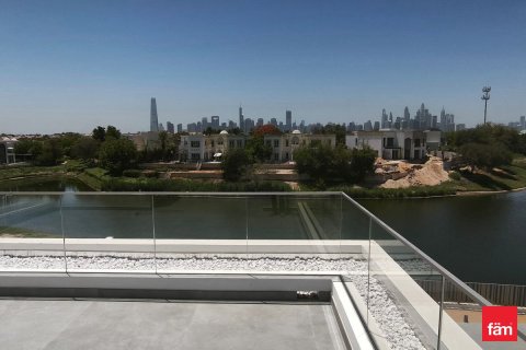 Villa in Jumeirah Park, Dubai 5 bedrooms, 707.9 sq.m. № 111836 - photo 2