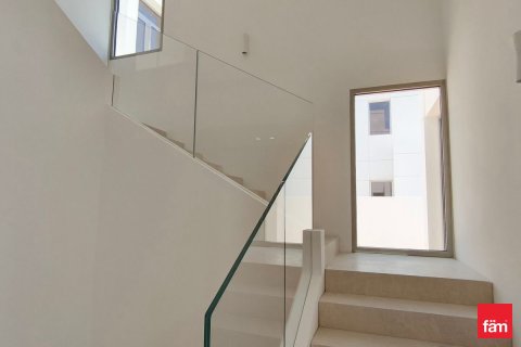 Villa in Jumeirah Park, Dubai 5 bedrooms, 707.9 sq.m. № 111836 - photo 11