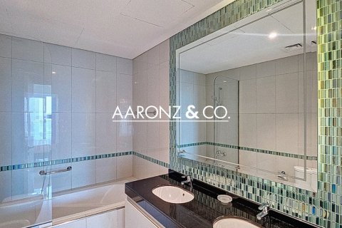 Снять в аренду квартиру в Damac Heights, Дубай Марина, Дубай: 1 спальня, 79м², № 49166 - фото 14