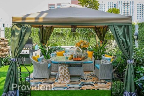 Townhouse in Al Furjan, Dubai 3 bedrooms, 177.5 sq.m. № 2656 - photo 15