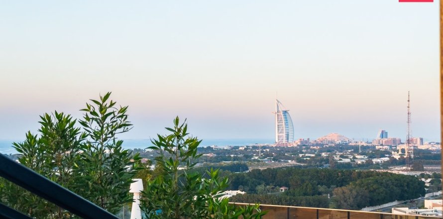 Apartamento en Al Sufouh, Dubai, 3 dormitorios, 198.9 m², № 41669