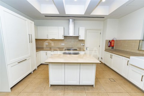 Villa à Dubai, 4 chambres, 617.8 m², № 7029 - photo 5