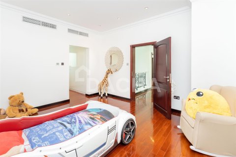 Villa en Dubai, 4 dormitorios, 501.7 m², № 7030 - foto 12