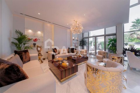 Villa en Dubai, 4 dormitorios, 622.4 m², № 7044 - foto 4
