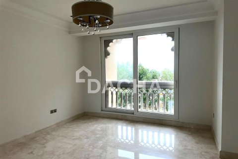 Apartment in Palm Jumeirah, Dubai 2 bedrooms, 163.1 sq.m. № 6894 - photo 2