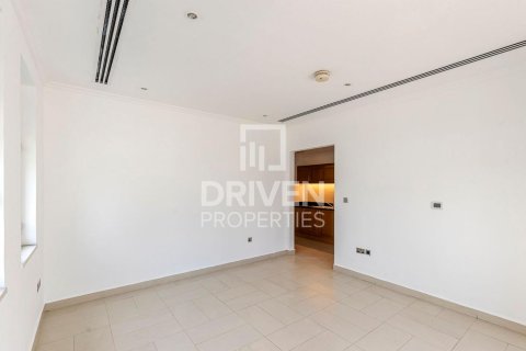 Villa en Jumeirah Park, Dubai, 4 dormitorios, 471 m², № 86754 - foto 17