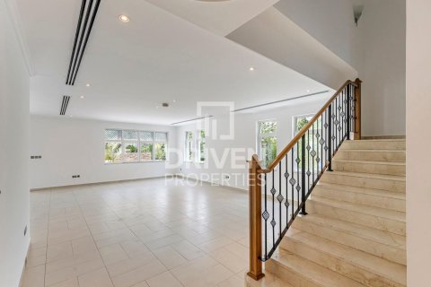 Villa en Jumeirah Park, Dubai, 4 dormitorios, 471 m², № 86754 - foto 7