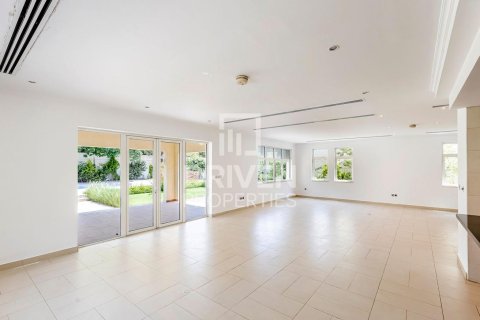 Villa en Jumeirah Park, Dubai, 4 dormitorios, 471 m², № 86754 - foto 4