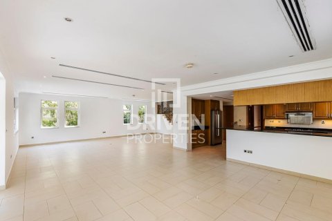 Villa en Jumeirah Park, Dubai, 4 dormitorios, 471 m², № 86754 - foto 5