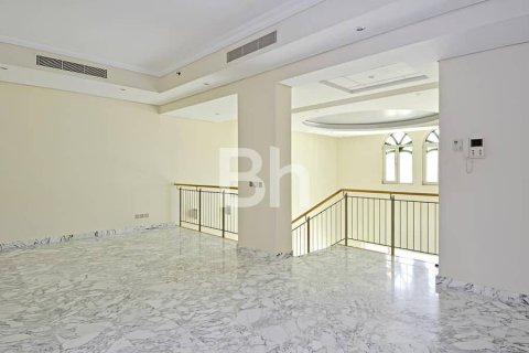 Снять в аренду квартиру в Пальме Джумейре, Дубай: 4 спальни, 449м², № 57414 - фото 11