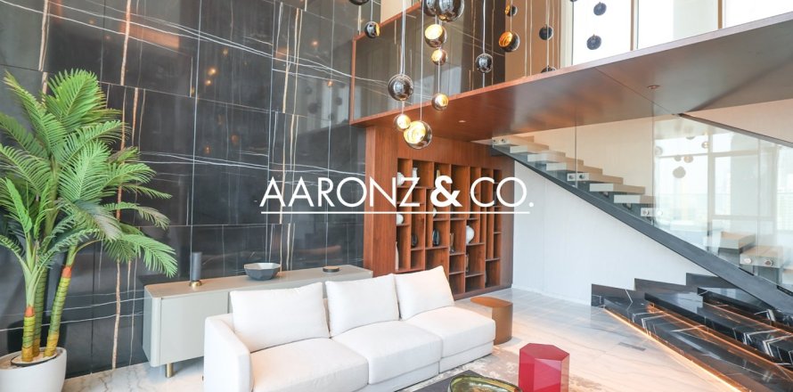 Penthouse à Business Bay, Dubai, 4 chambres, 731.8 m², № 78442