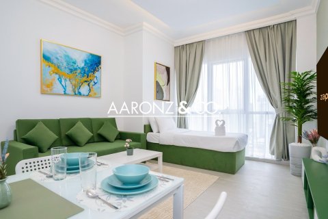 Appartement à Jumeirah Lake Towers, Dubai, 1 chambre, 67.1 m², № 78443 - photo 2