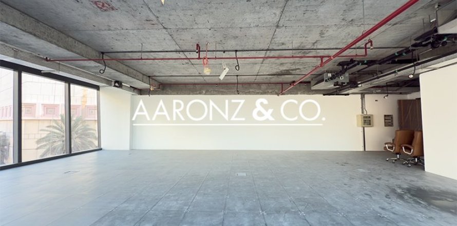 Bureau à Bur Dubai, Dubai, 143.1 m², № 78433