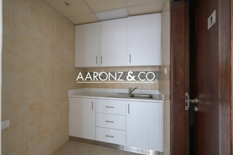 Bureau à Jumeirah Lake Towers, Dubai, 81.7 m², № 78434 - photo 9