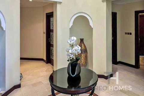 Villa à Palm Jumeirah, Dubai, 4 chambres, 496 m², № 13479 - photo 7