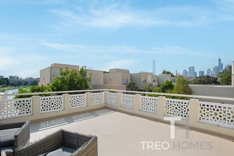Villa in Meadows, Dubai 4 bedrooms, 627 sq.m. № 13481 - photo 14