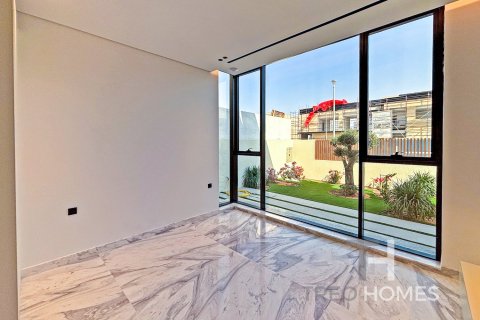 Villa à Jumeirah Park, Dubai, 5 chambres, 592 m², № 13474 - photo 12