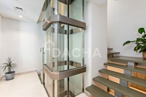 Townhouse in Business Bay, Dubai 4 bedrooms, 311 sq.m. № 105398 - photo 24