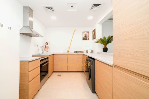 Снять в аренду квартиру в Bay Square, Бизнес-Бэй, Дубай: 1 спальня, 148м², № 100579 - фото 3