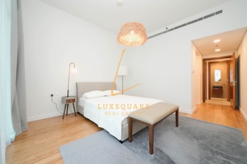 Снять в аренду квартиру в Bay Square, Бизнес-Бэй, Дубай: 1 спальня, 148м², № 100579 - фото 12