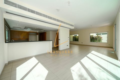 Villa à Jumeirah Park, Dubai, 4 chambres, 611 m², № 100593 - photo 3