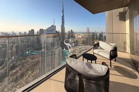 Appartement à BOULEVARD POINT à Downtown Dubai (Downtown Burj Dubai), Dubai, 4 chambres, 272 m², № 114714 - photo 1