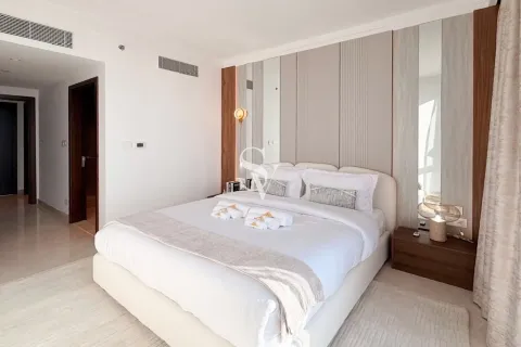 Appartement à BOULEVARD POINT à Downtown Dubai (Downtown Burj Dubai), Dubai, 4 chambres, 272 m², № 114714 - photo 7