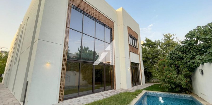 Вилла в Мохаммед Бин Рашид Сити, Дубай, 5 спален, 880м², № 92894