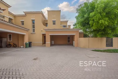 Townhouse in Arabian Ranches, Dubai 3 bedrooms, 273 sq.m. № 62039 - photo 11