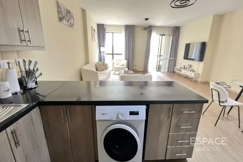 Apartment in Jumeirah Beach Residence, Dubai 1 bedroom, 109 sq.m. № 62040 - photo 10