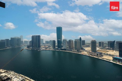 Apartamento en Business Bay, Dubai, 3 dormitorios, 159.5 m², № 23613 - foto 28