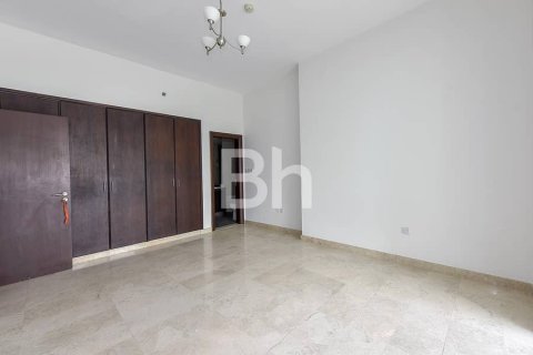 Снять в аренду квартиру в Дубай Марине, Дубай: 2 спальни, 164м², № 22903 - фото 8