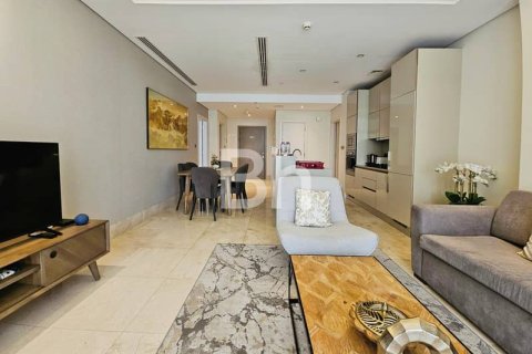 Appartement à Palm Jumeirah, Dubai, 2 chambres, 128 m², № 22904 - photo 2